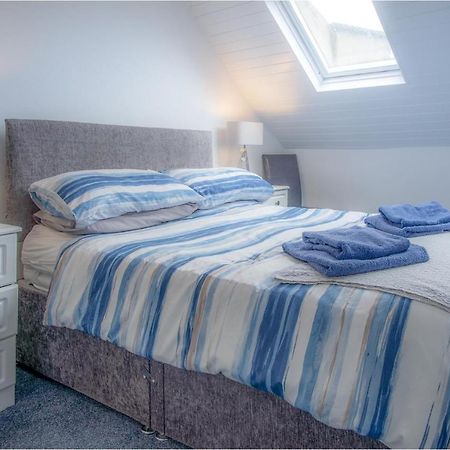 St Julians View - 1 Bedroom Apartment - Tenby Exterior photo