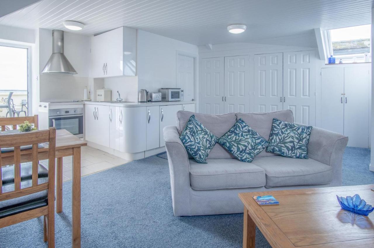 St Julians View - 1 Bedroom Apartment - Tenby Exterior photo